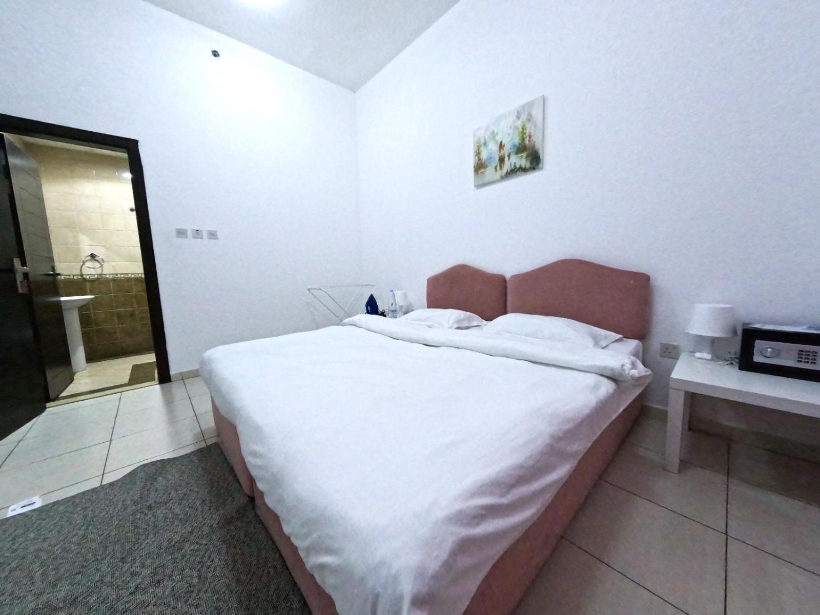 Al Badaa Star Residence - Home Stay Дубай Экстерьер фото